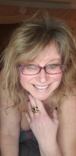 MILF Glenda From Edmonton Exposed As The Ultimate Naughty Webslut 20