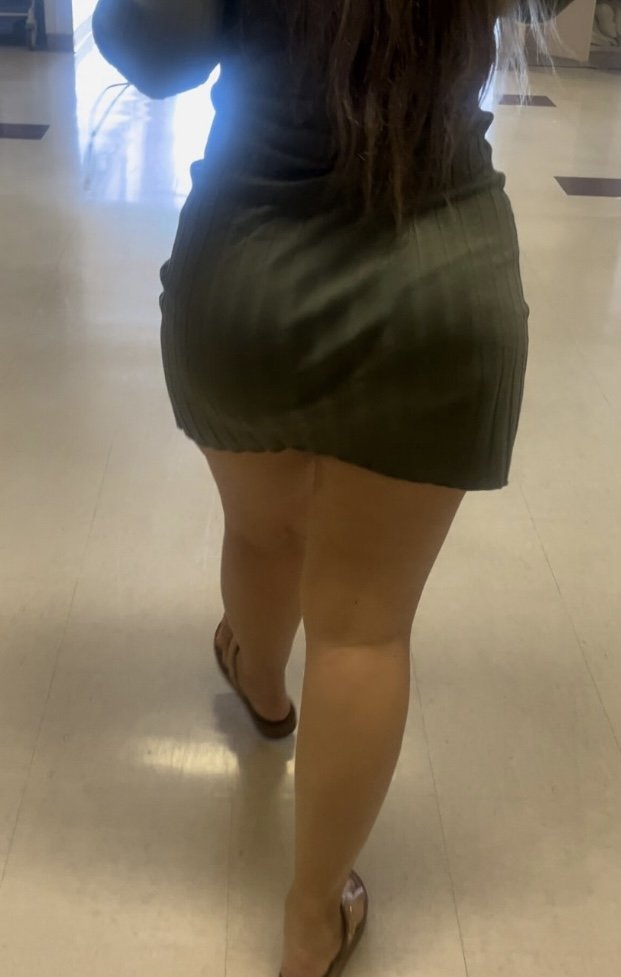 Caught Creeping On My Slutty Mom — Bikini, Big Ass, Pure MILF Energy 12