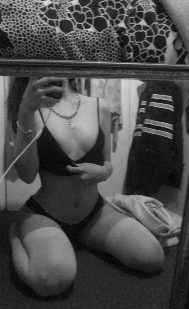 スウィーティー・サブミッテッド・アンド・ユーズド — レディー・トゥ・リスク・イット・オール・フォア・ユー 19