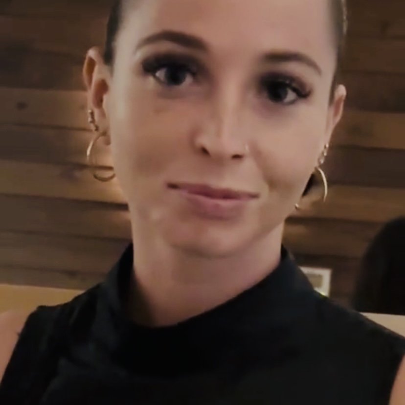 キャント・ビリーブ・ディス・ビューティー・イズ・ゴーン — リタイアード・バット・スティル・ア・ゴッデス 2