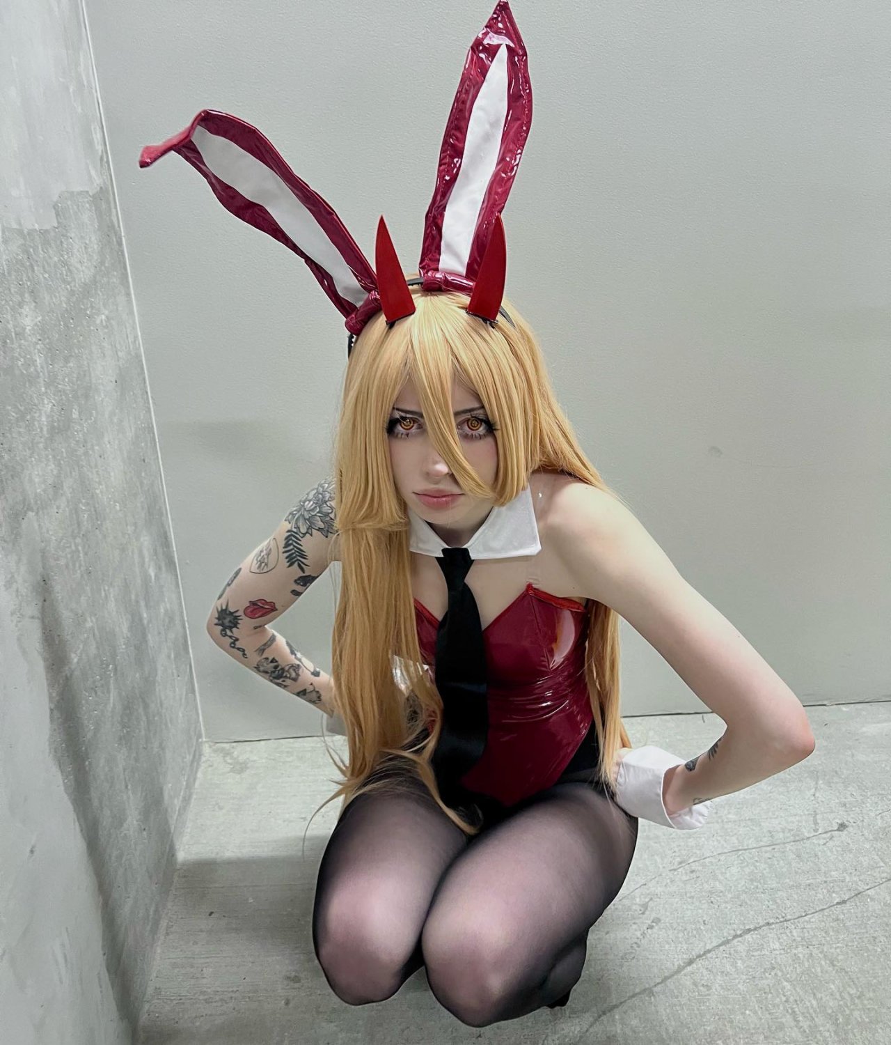 エモ・ベイブ・ベンズ・オーバー・アンド・テイクス・イット・ディープ・フォア・ザット・ハードコア・アナル・ラブ 49