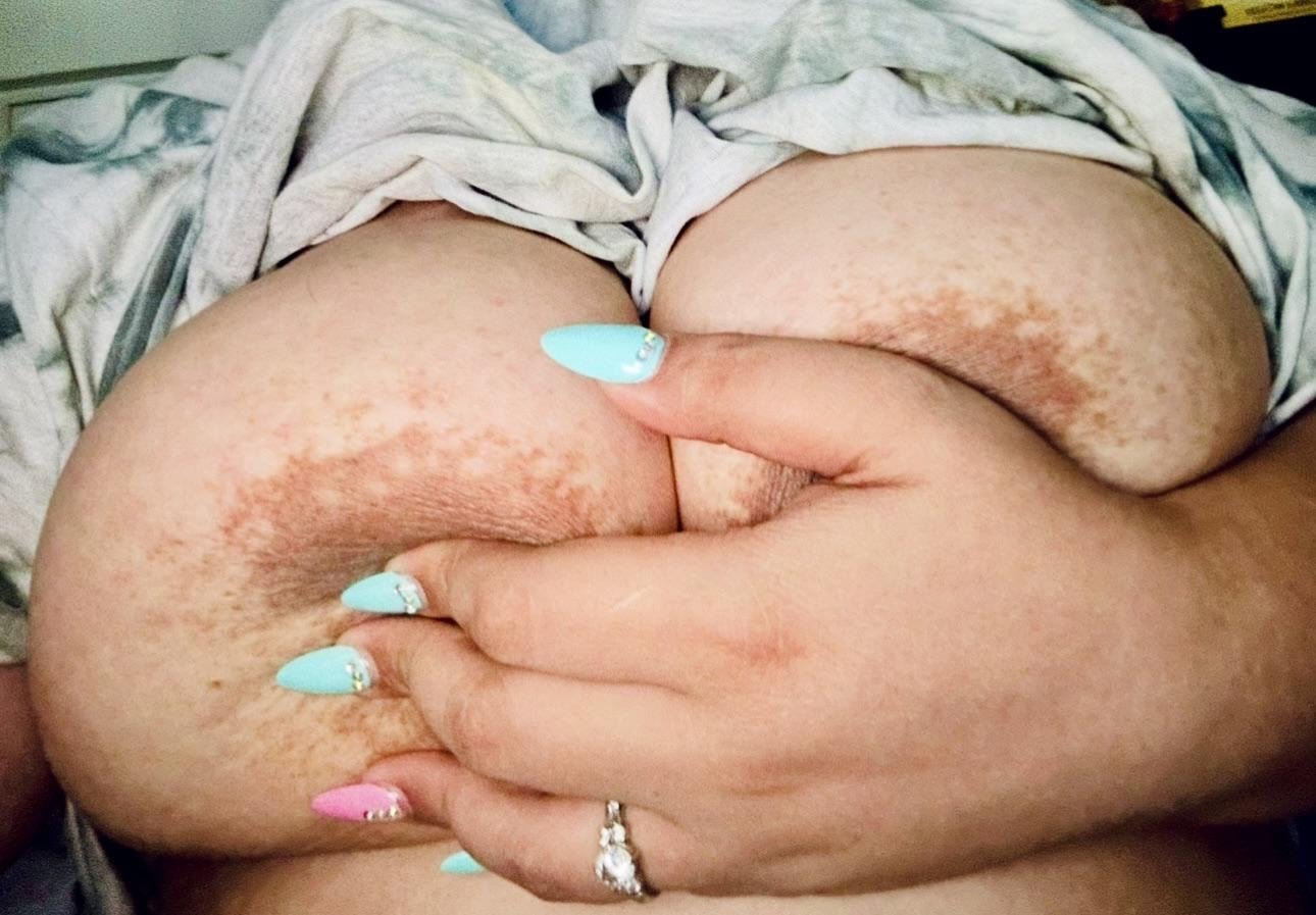 バスティー・フィリピーノ・プロスティテュート・レディー・トゥ・プリーズ・アンド・テイク・エブリ・インチ 6