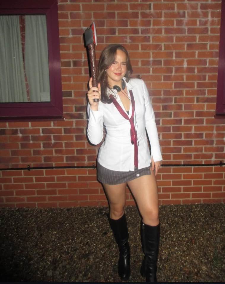 デリシャス・カレッジ・スラット・アリー — ウェット、タイト、アンド・ベッギング・フォア・アクション 28