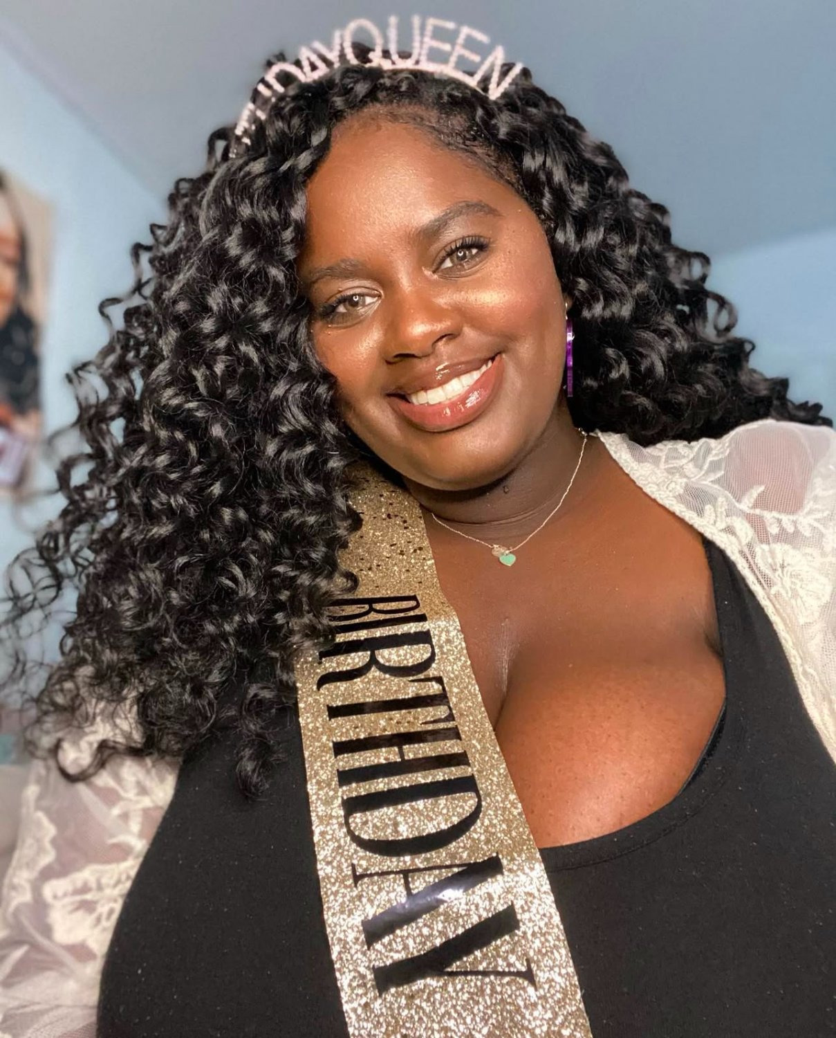 ミステリー・ゴッデス・フール・メイク・ユー・ルーズ・ユア・マインデ・ウィズ・ハー・ムーブス 1