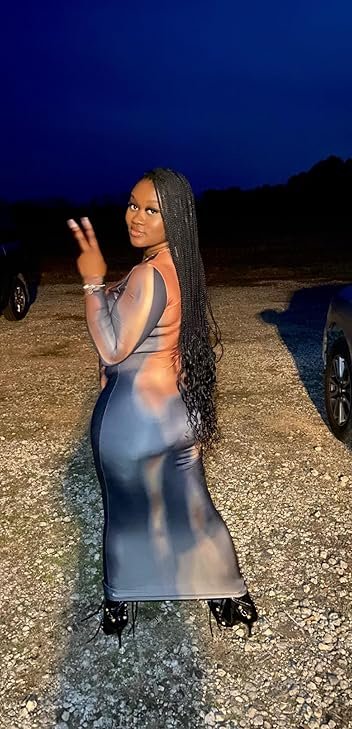 Dış Mekanda İnsanları Alay Eden Anahat Elbiseleri 19