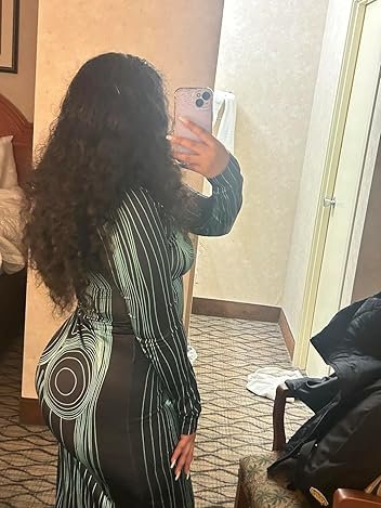 Dış Mekanda İnsanları Alay Eden Anahat Elbiseleri 33