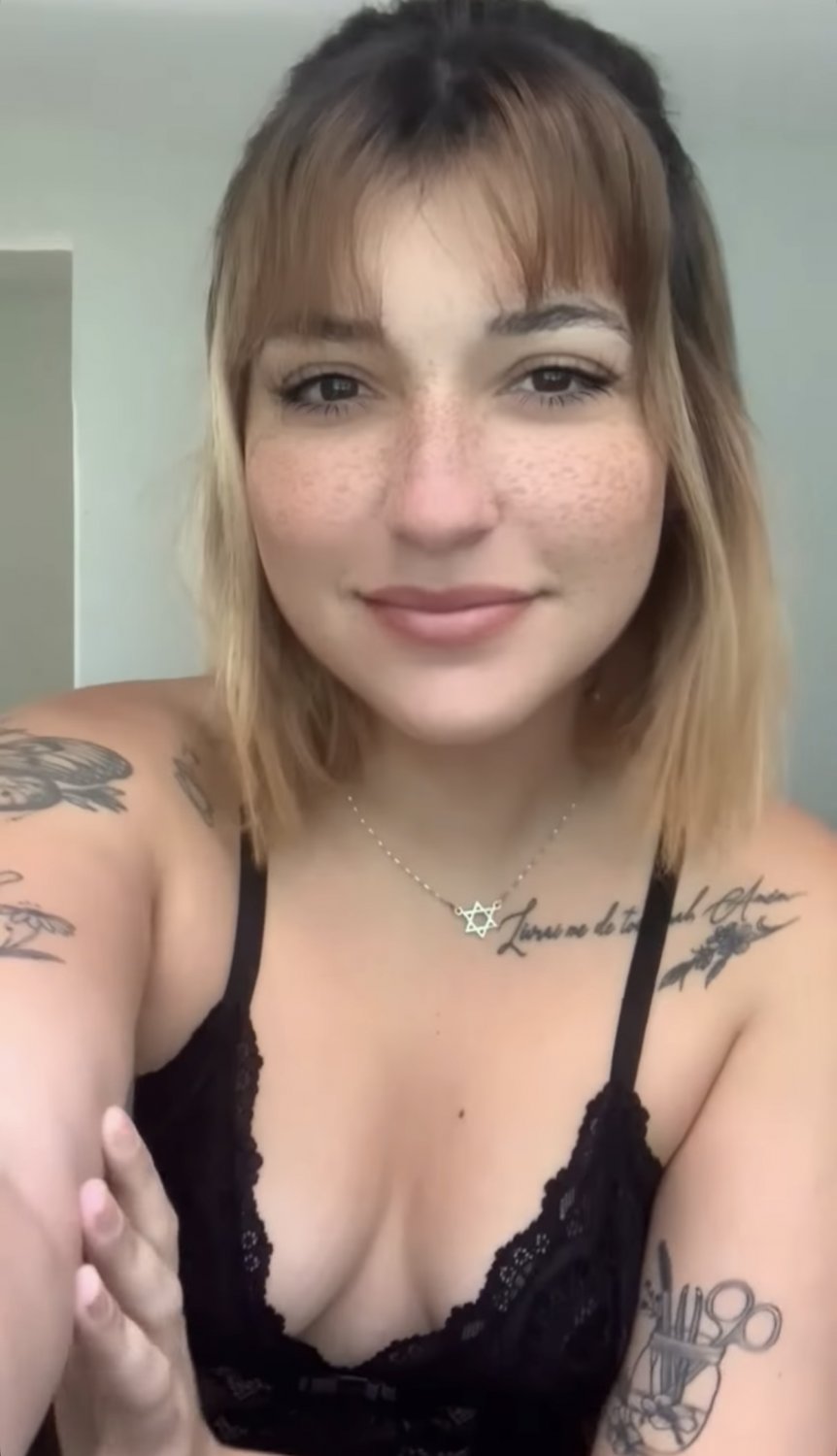 Socando a rola forte na minha esposa gostosa 2
