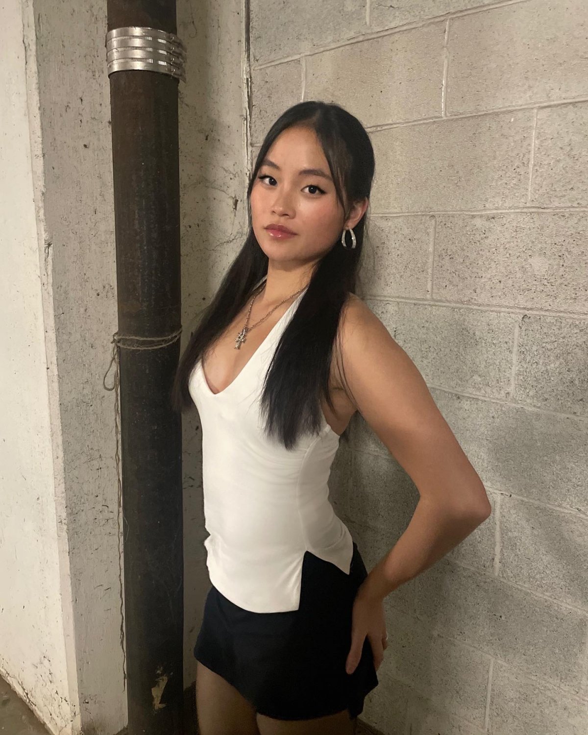 Mini Oriental Bitch su Instagram 2