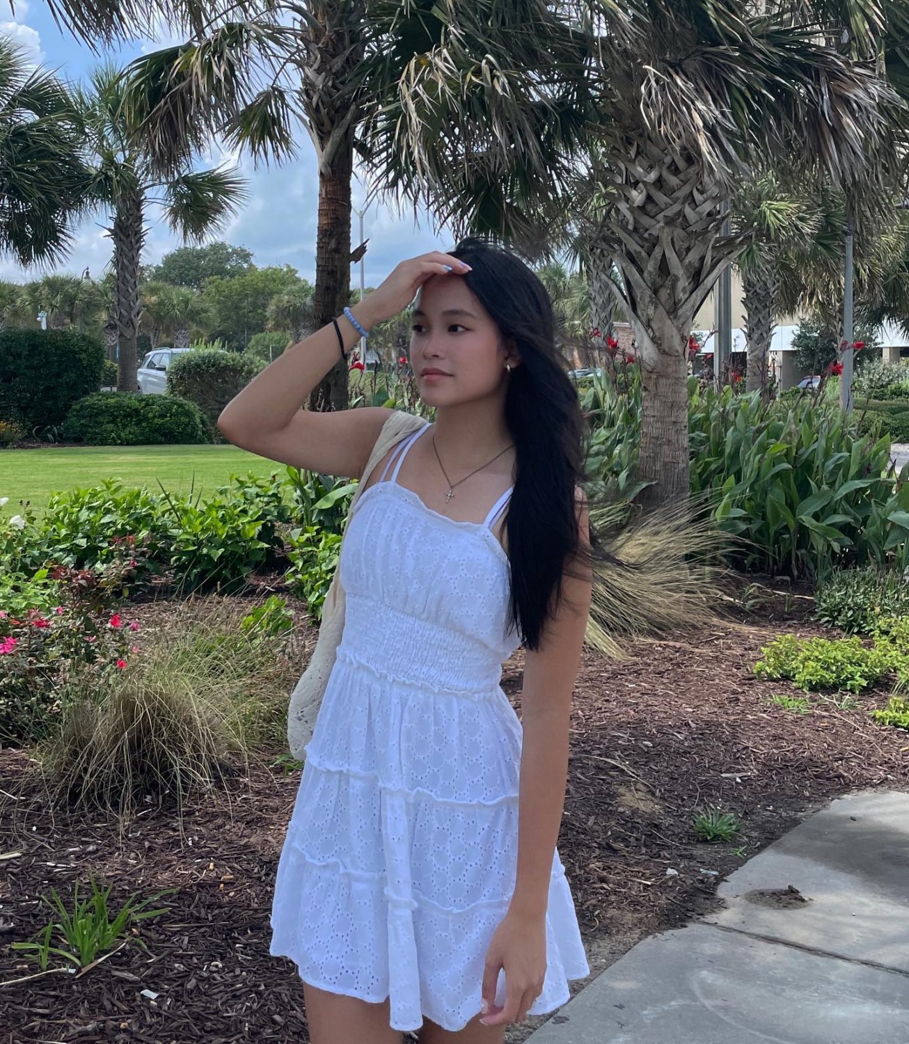 Mini Oriental Bitch su Instagram 19
