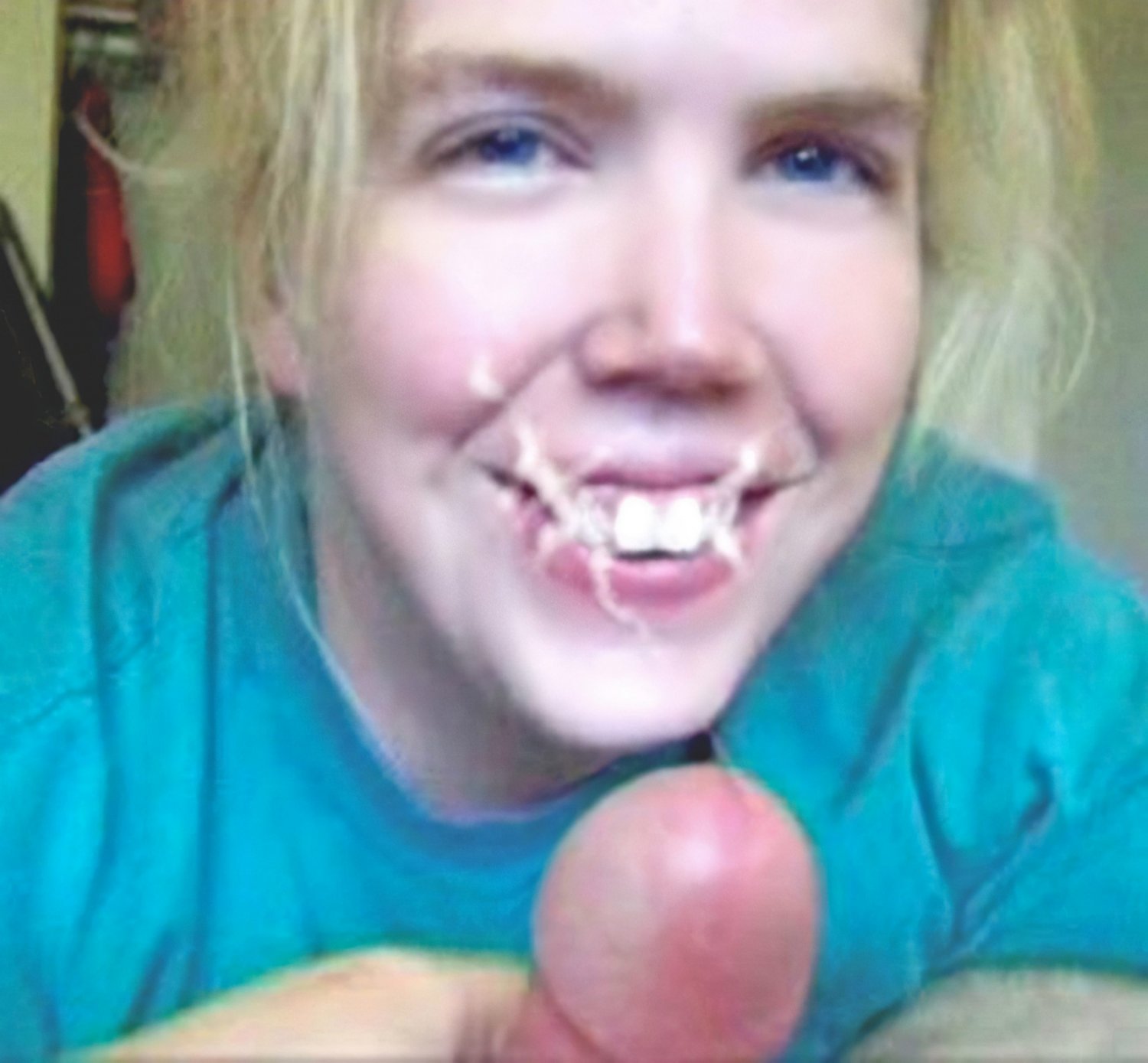 Mature Webslut Tara Deepthroats and Swallows Like a True Cum Queen 8