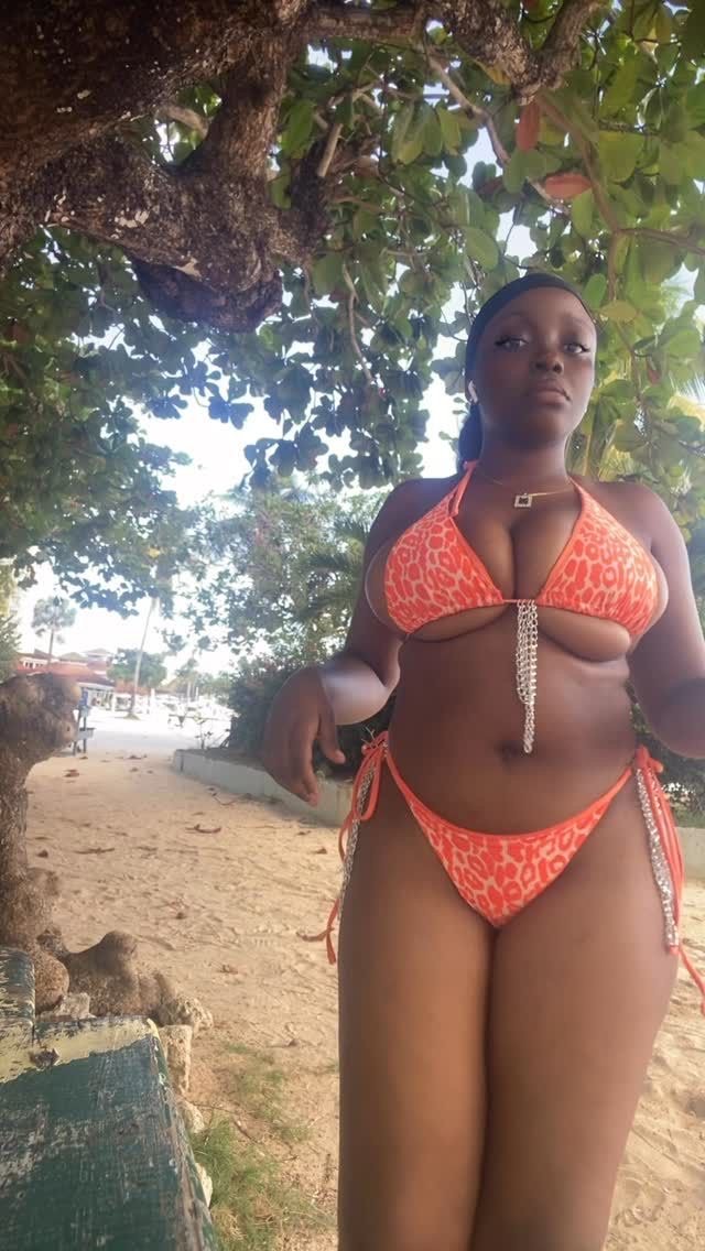 Hot Ebony Girl Making Heads Turn and Dicks Hard With Every Move 20