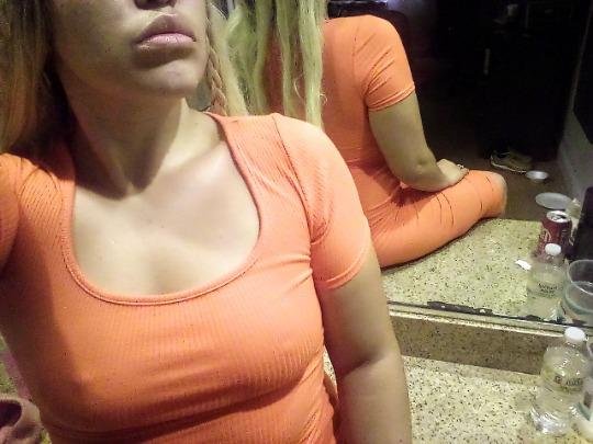 19-Year-Old Starr: Latina Escort Offering the Full Oakland Fantasy 3
