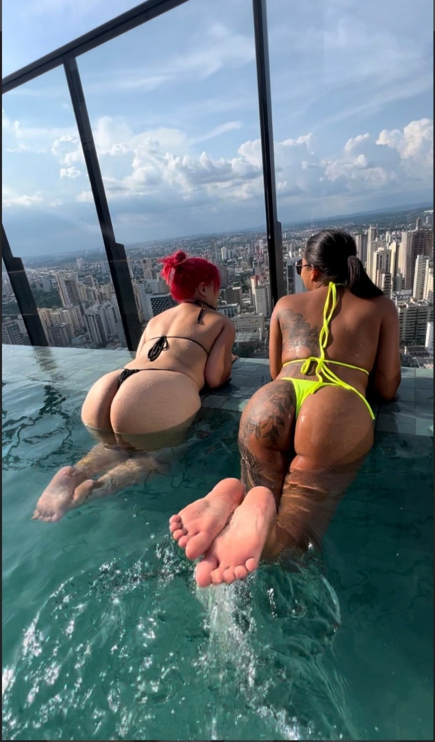 ベータ・ベイブ・レディー・トゥ・サブミット・アンド・プリーズ・イン・エブリ・ノーティー・ウェイ 17