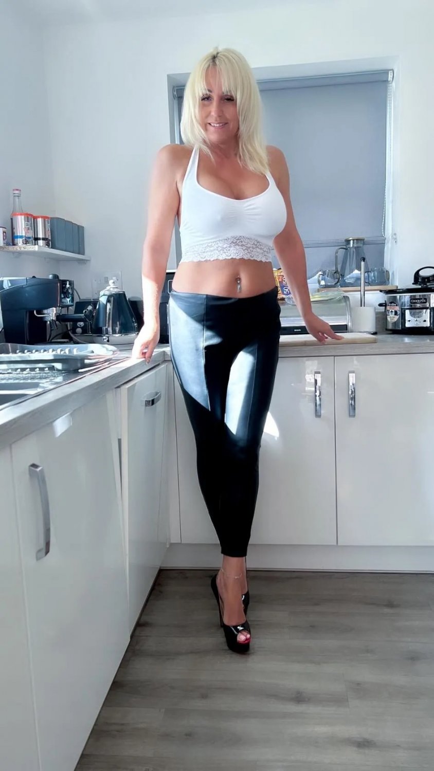 52-Year-Old Blonde MILF Proves She’s Still a Fucking Goddess 13