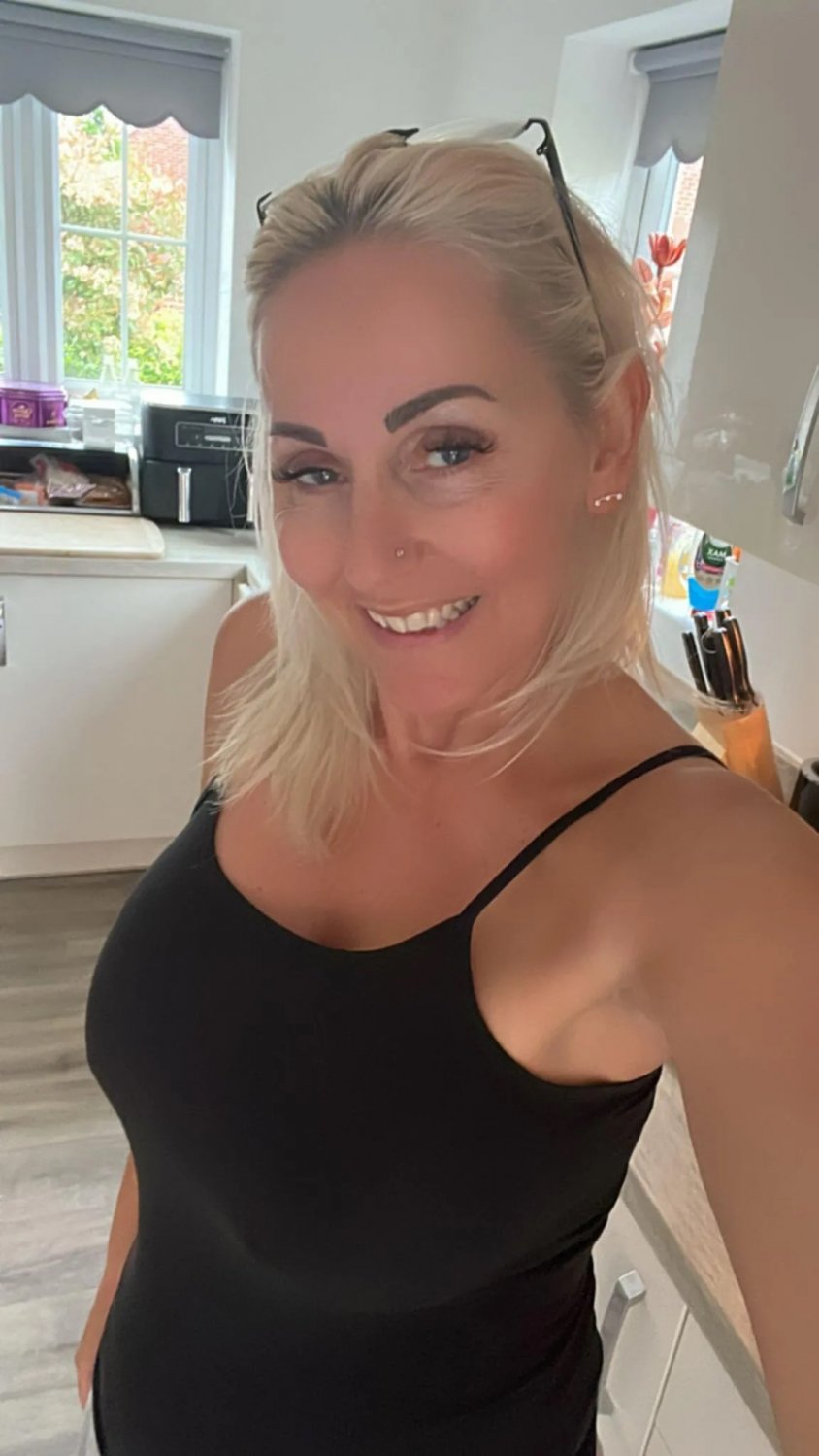 52-Year-Old Blonde MILF Proves She’s Still a Fucking Goddess 27