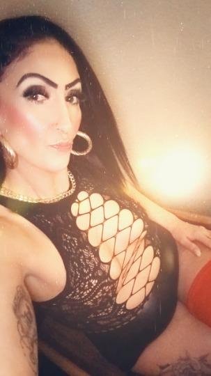 Hot 34-Year-Old MILF Escort in San Pablo With Tits Built for Worship 26