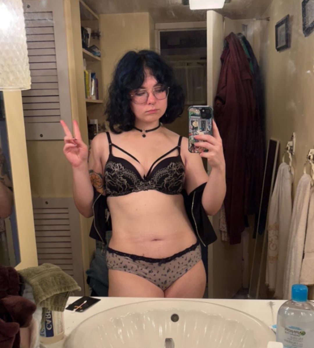 Exhibitionist Slut Showing Everything Without Shame 40