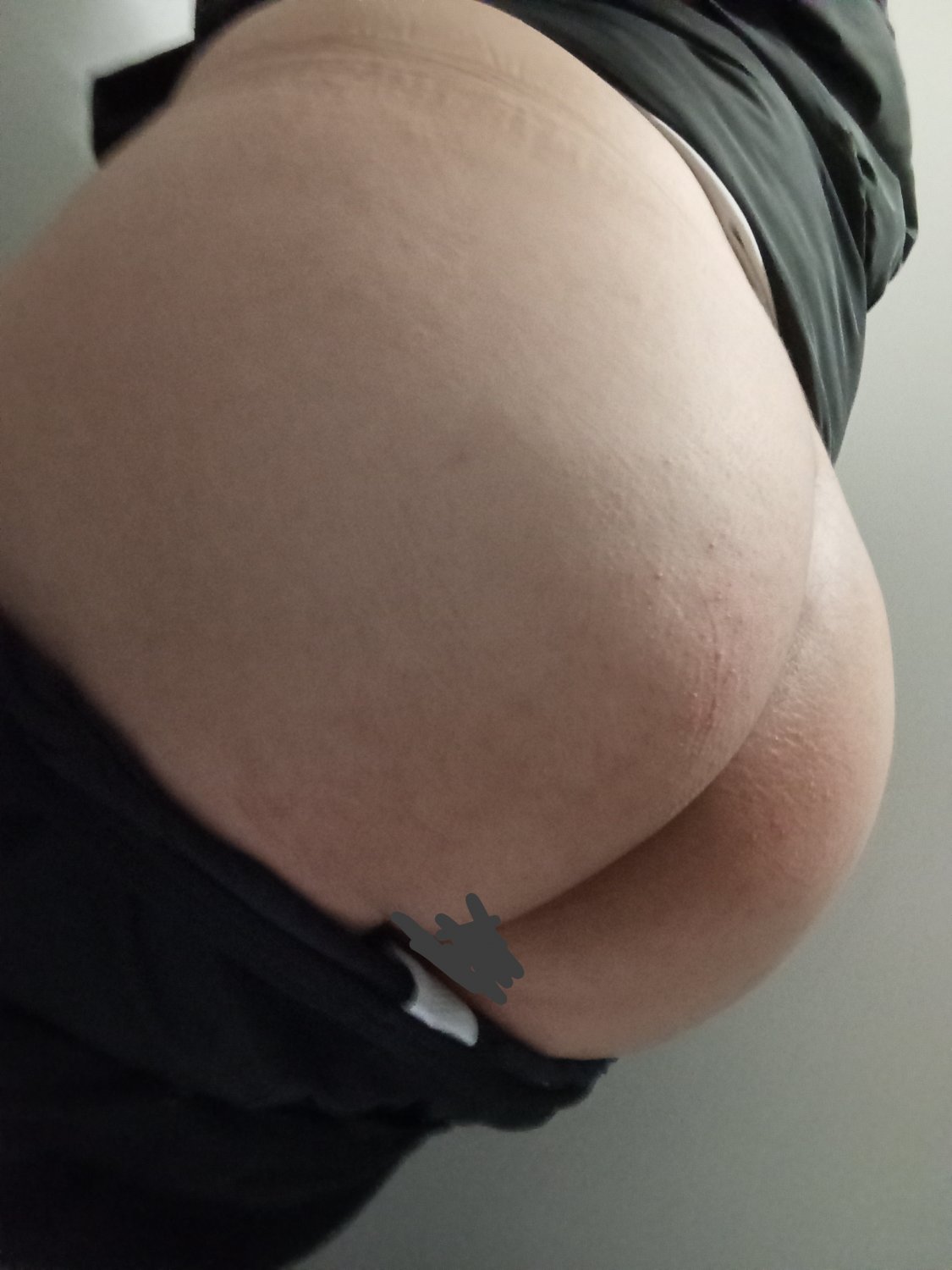 Would you fuck me in the school toilets?❤️ 1