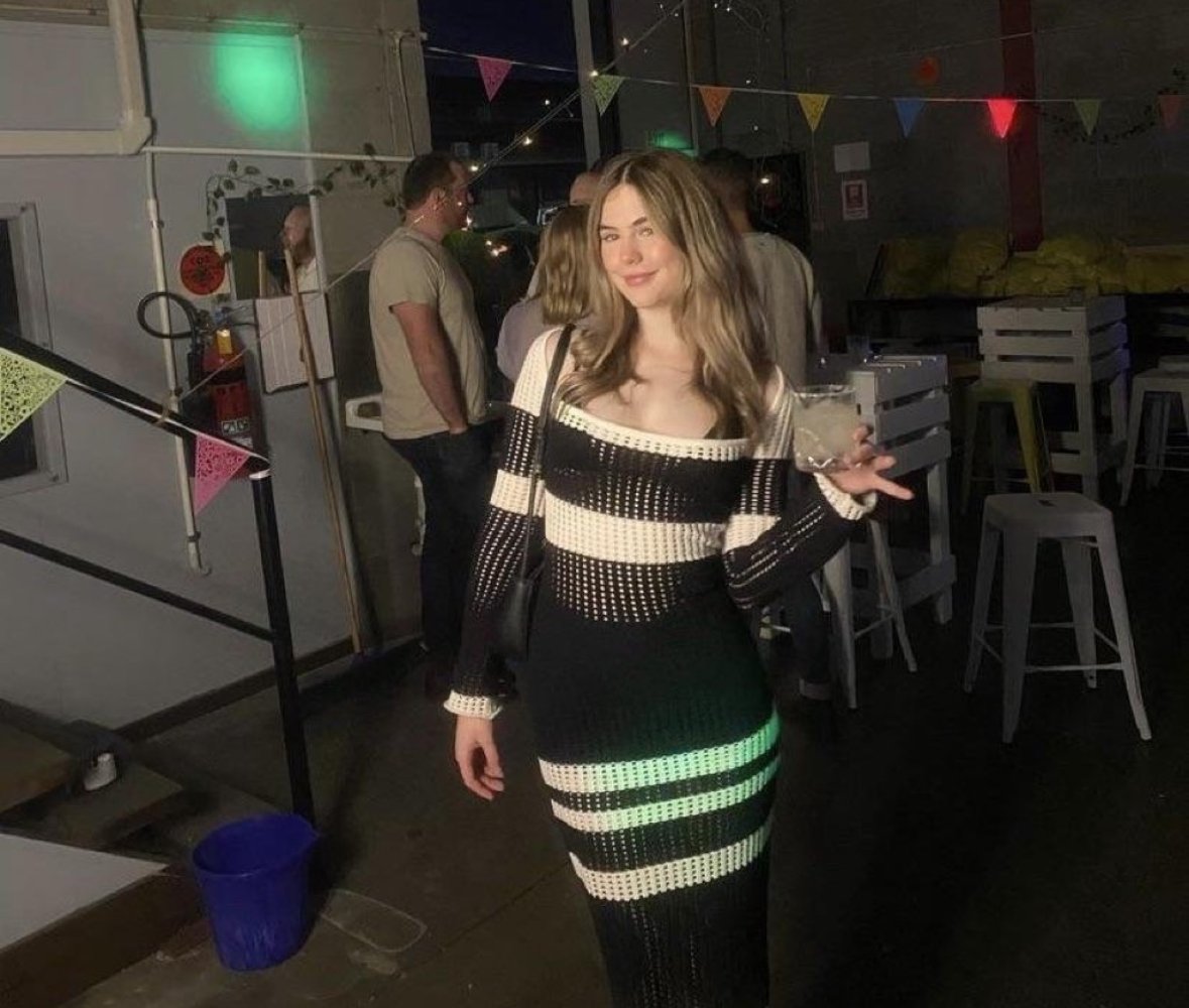 My Snowbunny Sister Craves BBC — Hit Me Up for the Full Story 5