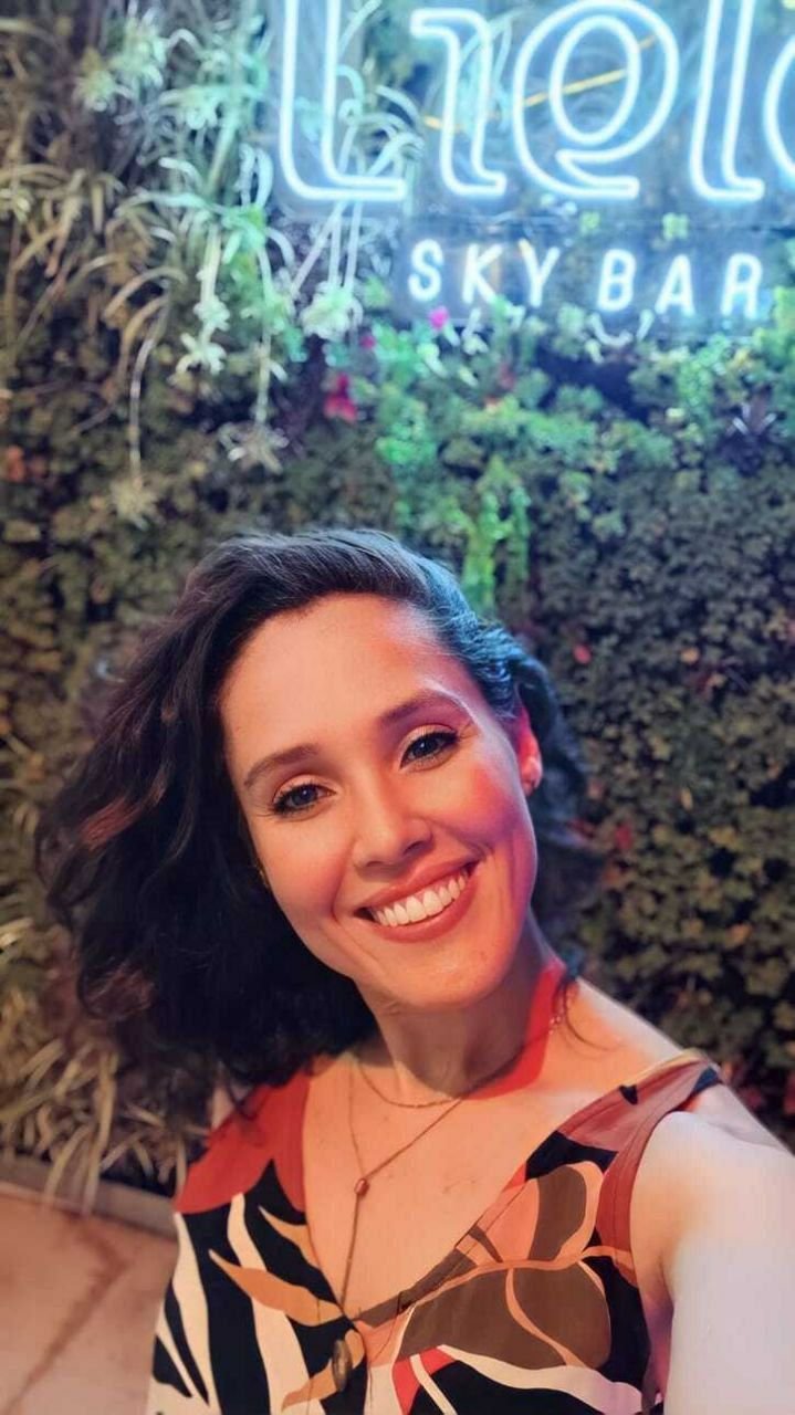 スクルンプシャス・エステフィー・フロム・アルゼンチナ・ターンズ・イントゥ・ア・ワイルド・パブリック・カムダンプ・スラット 67