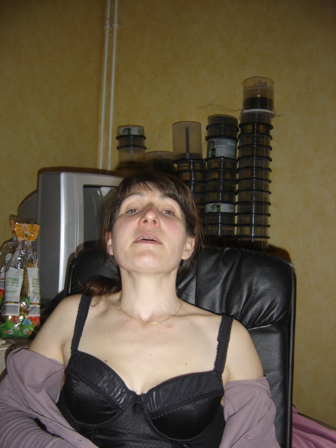 Dirty Family Secrets: Belle Valérie C. Exposes Her Nasty Side Online 5