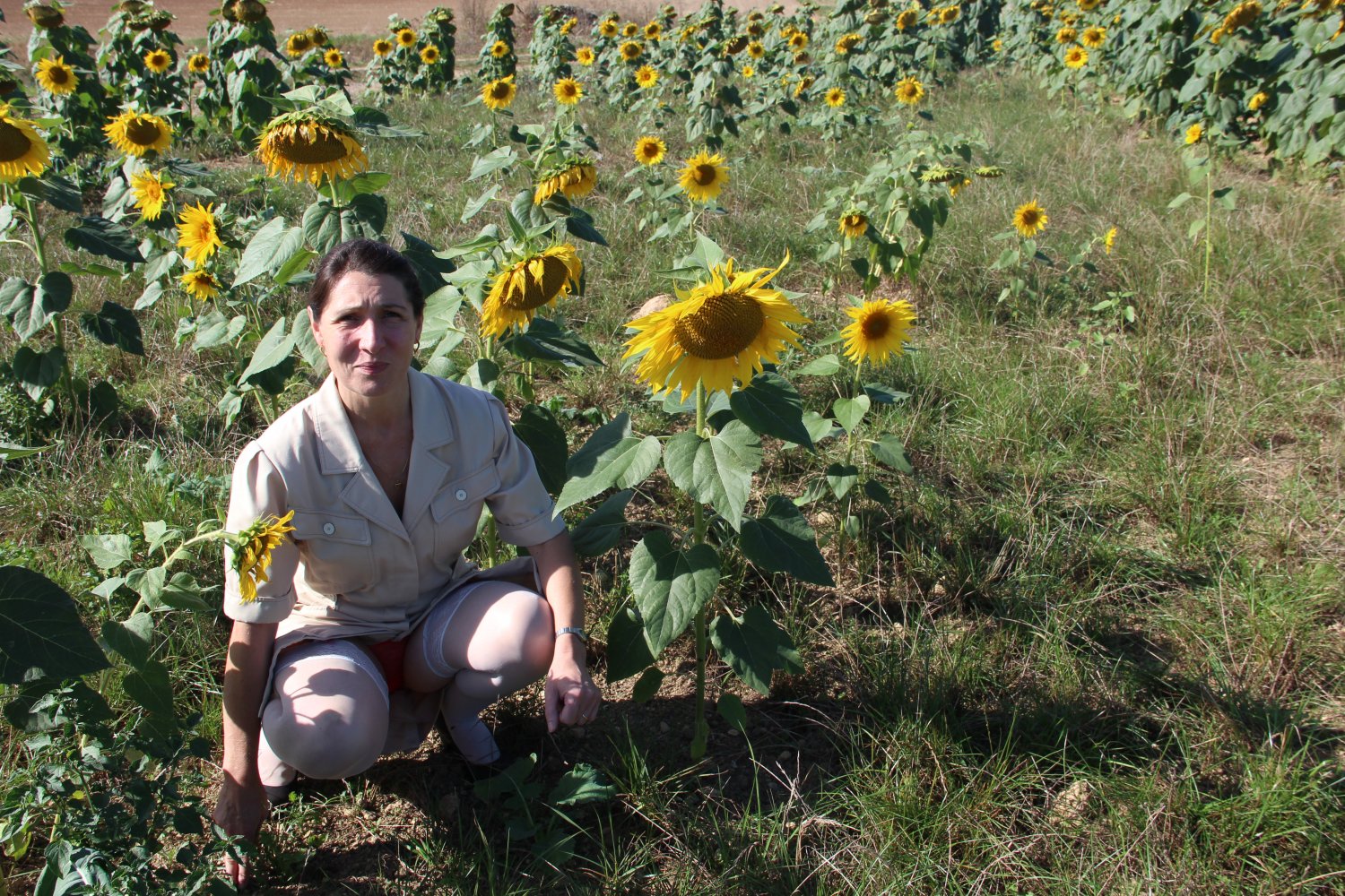 Dirty Family Secrets: Belle Valérie C. Exposes Her Nasty Side Online 27