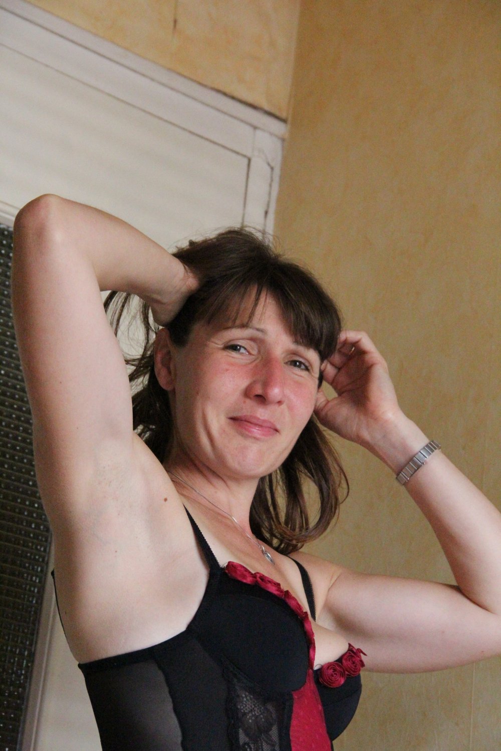 Dirty Family Secrets: Belle Valérie C. Exposes Her Nasty Side Online 35