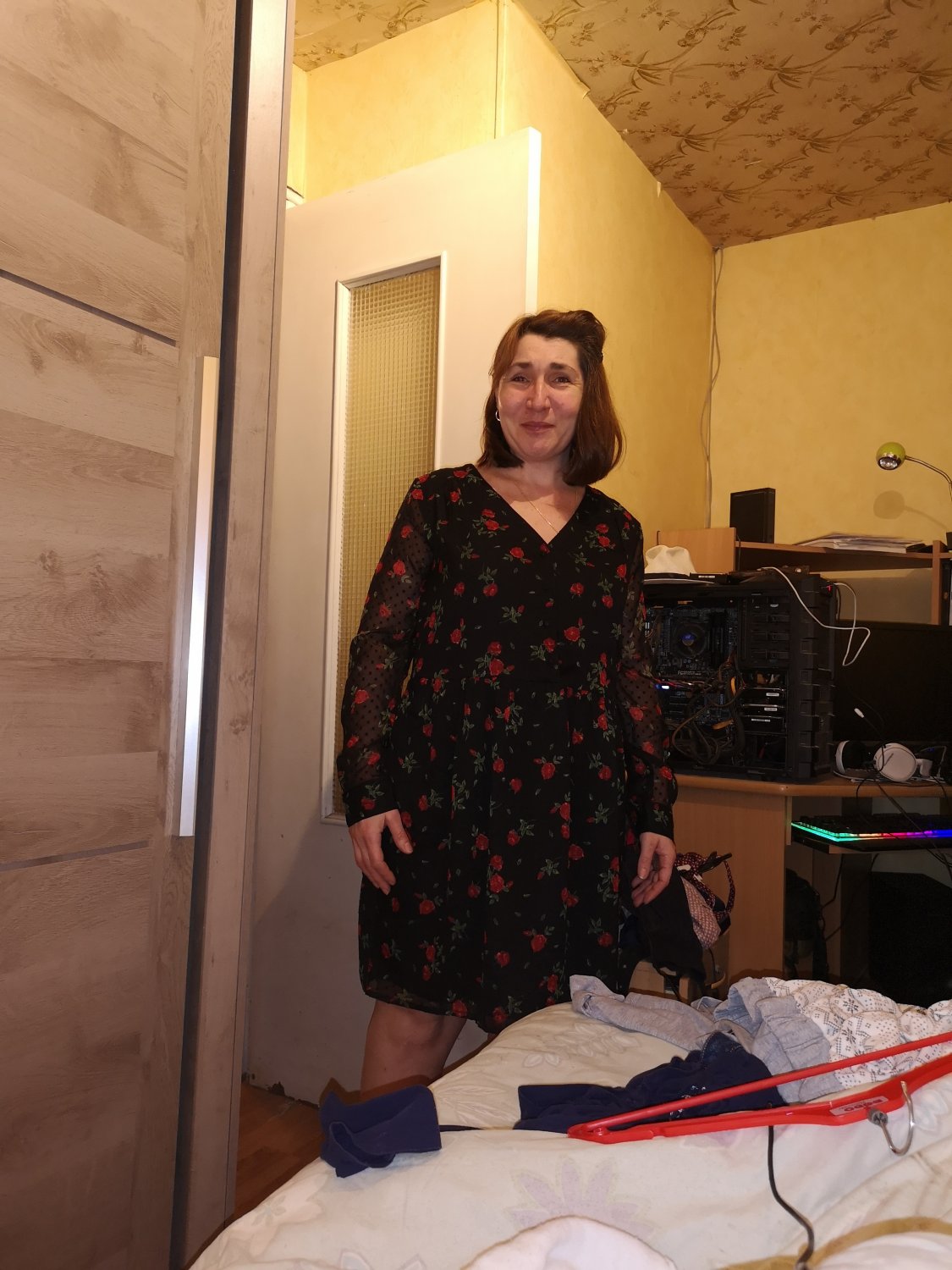 Dirty Family Secrets: Belle Valérie C. Exposes Her Nasty Side Online 43