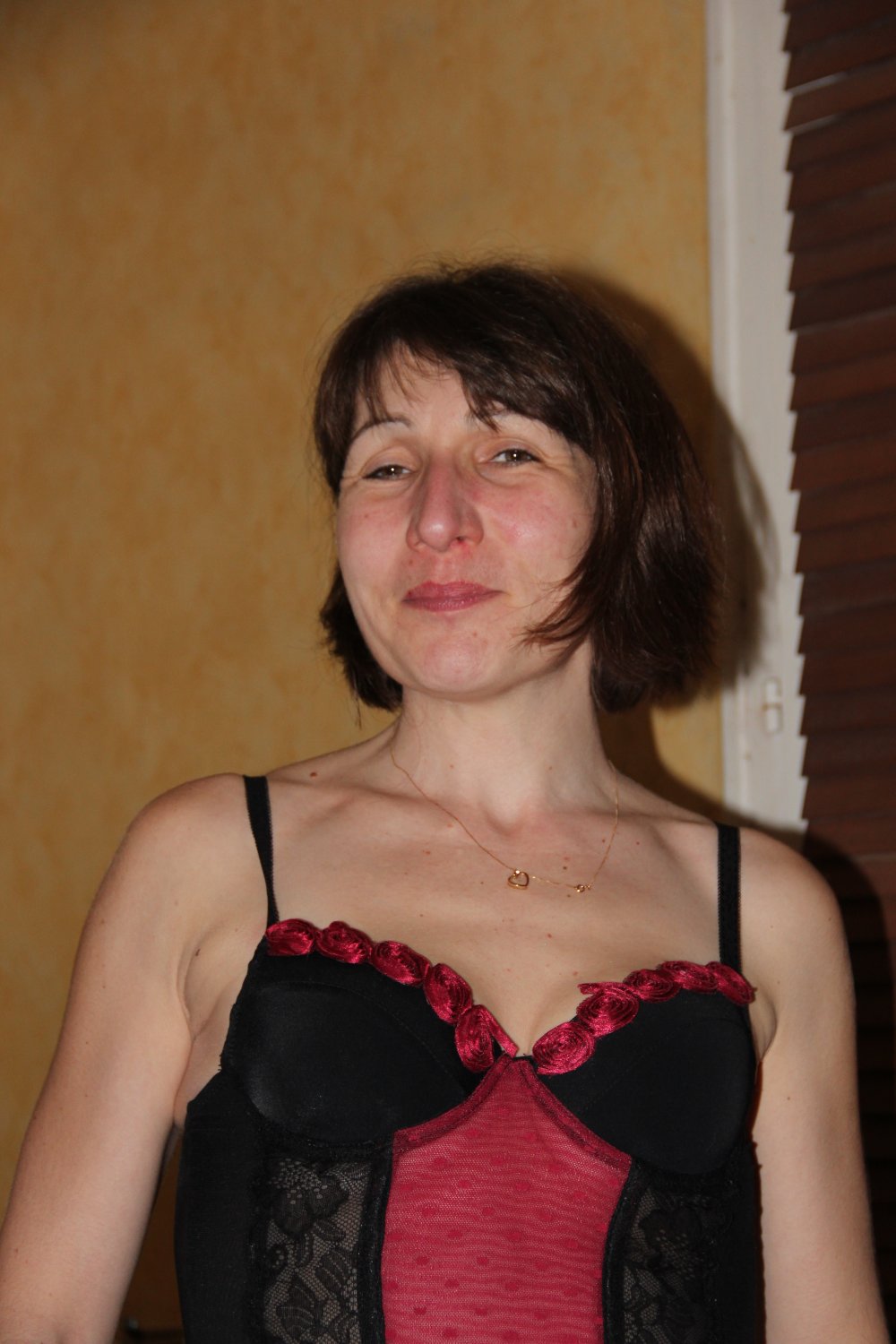 Dirty Family Secrets: Belle Valérie C. Exposes Her Nasty Side Online 46