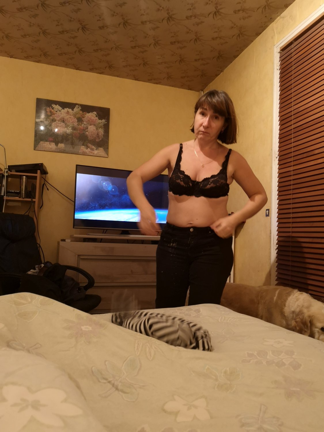 Dirty Family Secrets: Belle Valérie C. Exposes Her Nasty Side Online 50