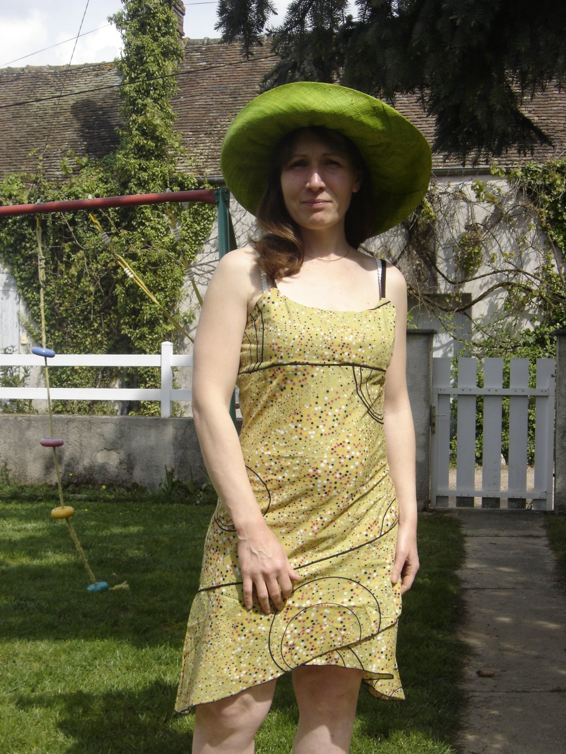 Dirty Family Secrets: Belle Valérie C. Exposes Her Nasty Side Online 99