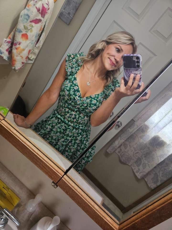 Slutty Wife Craves Big Black Cock and Lets Her Man Watch the Show 3