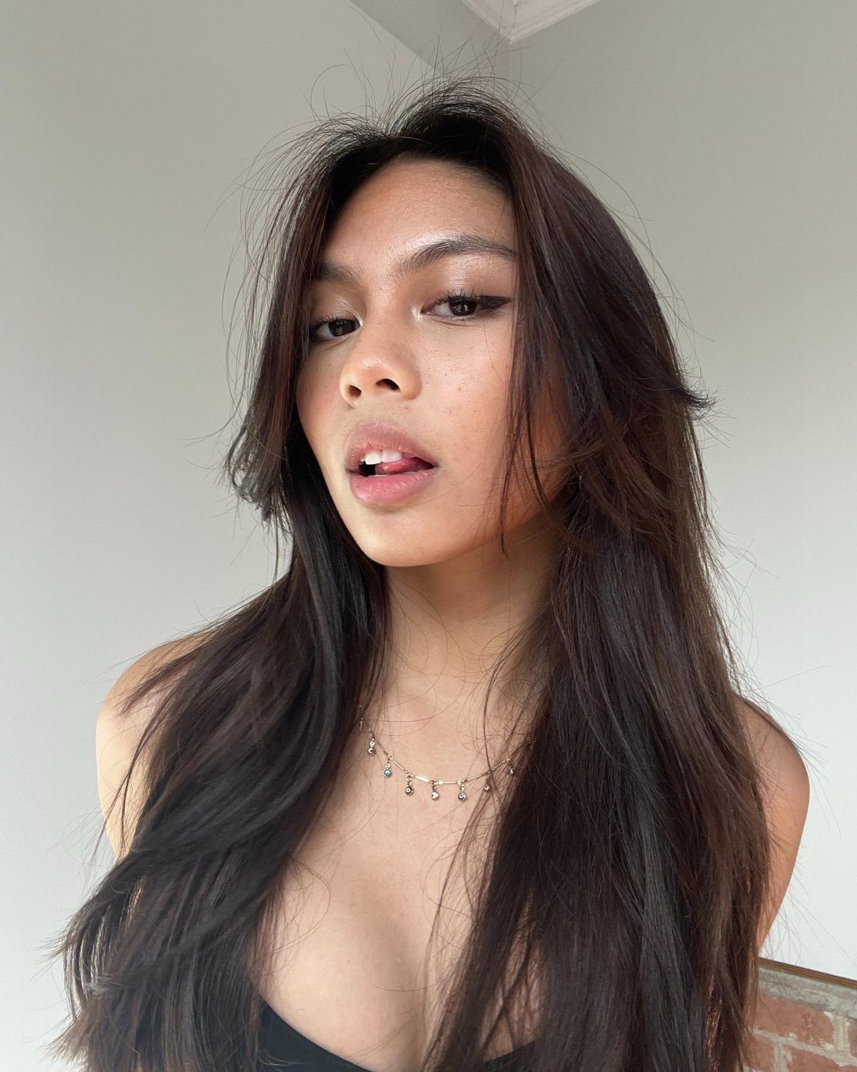 プティート・オリエンタル・カレッジ・ベイブ・ソフィア — ビキニ・テンプテーション・ユー・キャント・レジスト 4