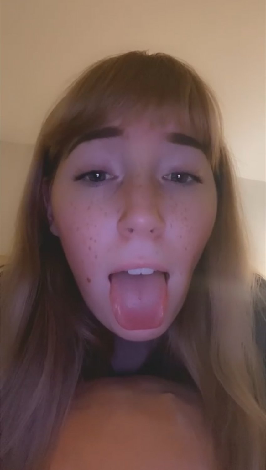 A Abby tem cara de boneca, e agora podemos ver as partes da boneca👀 2