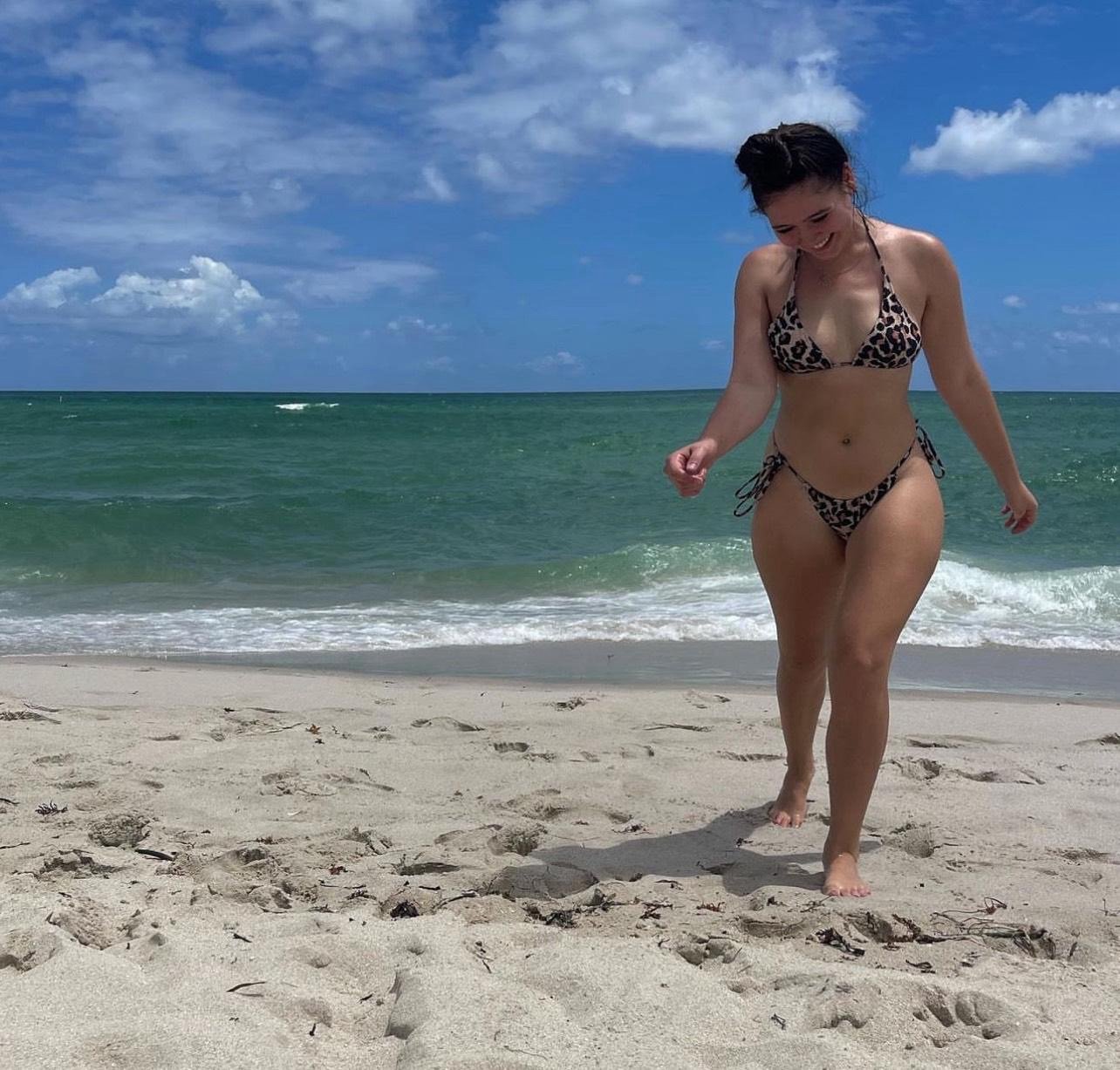 25yo Horny PAWG College Babe Jewels Ready to Ride and Bounce 4