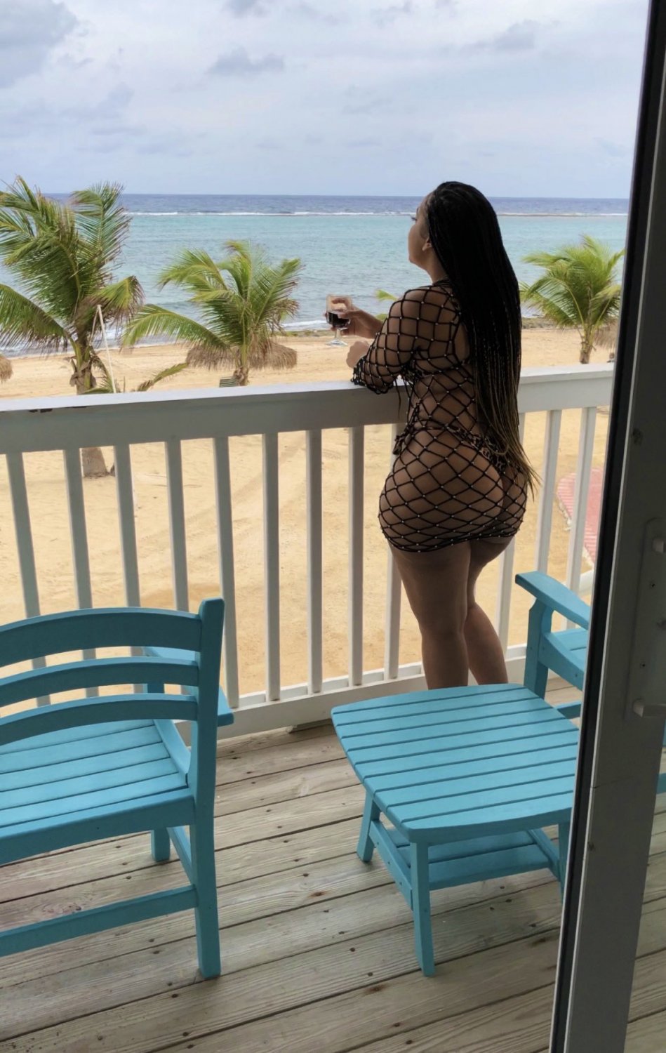 audrey-destune-v0 7xsrif5v60091 5