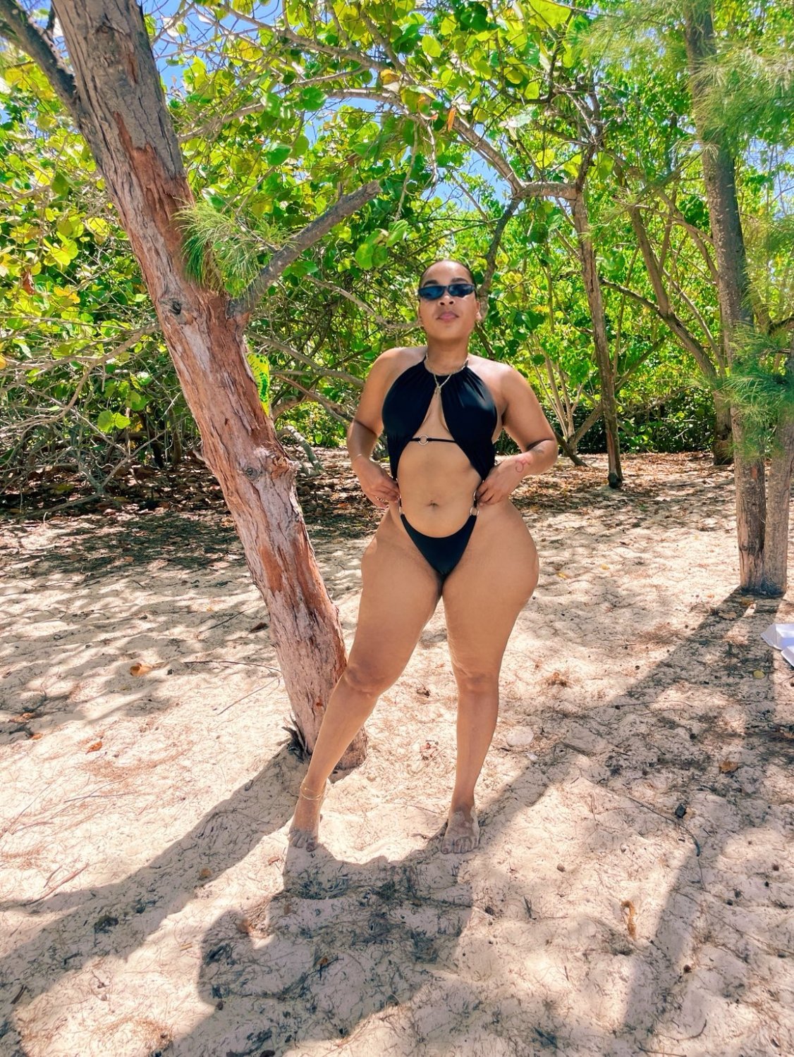 audrey-destune-v0 7xsrif5v60091 19