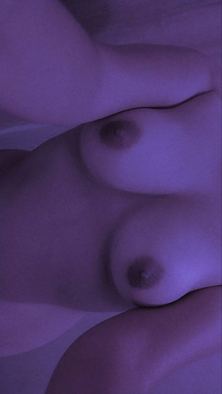 ビッグ・ティッテッド・ノーティー・フレンド・レディー・トゥ・シェア・ザ・ワイルデスト・ライド 31