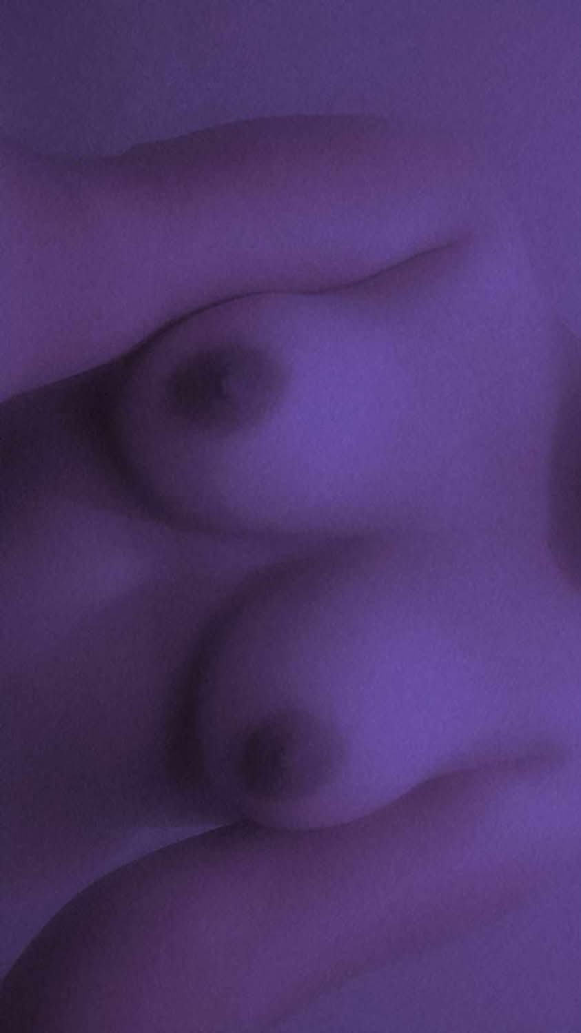 Amiga chichona y puta 1 17