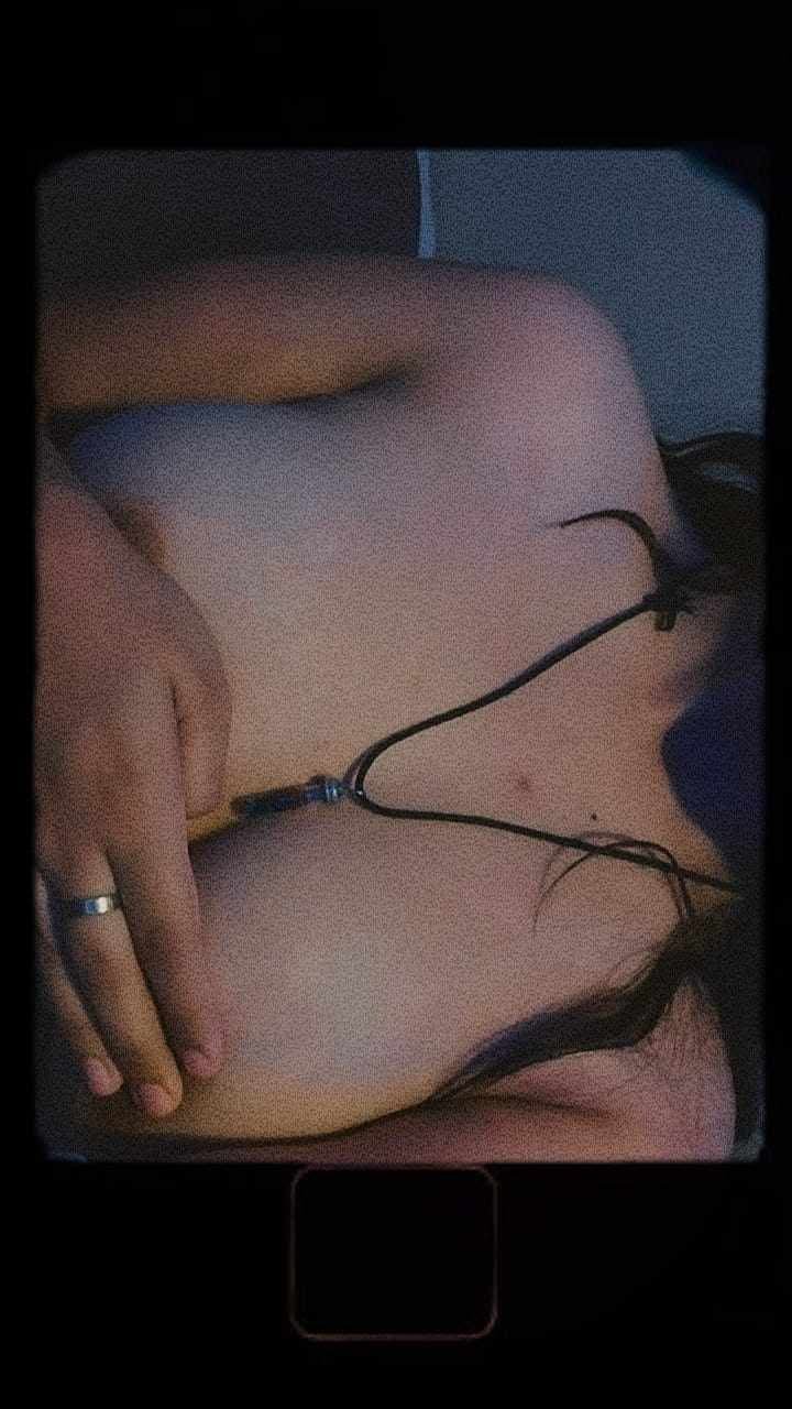 Amiga chichona y puta 1 23