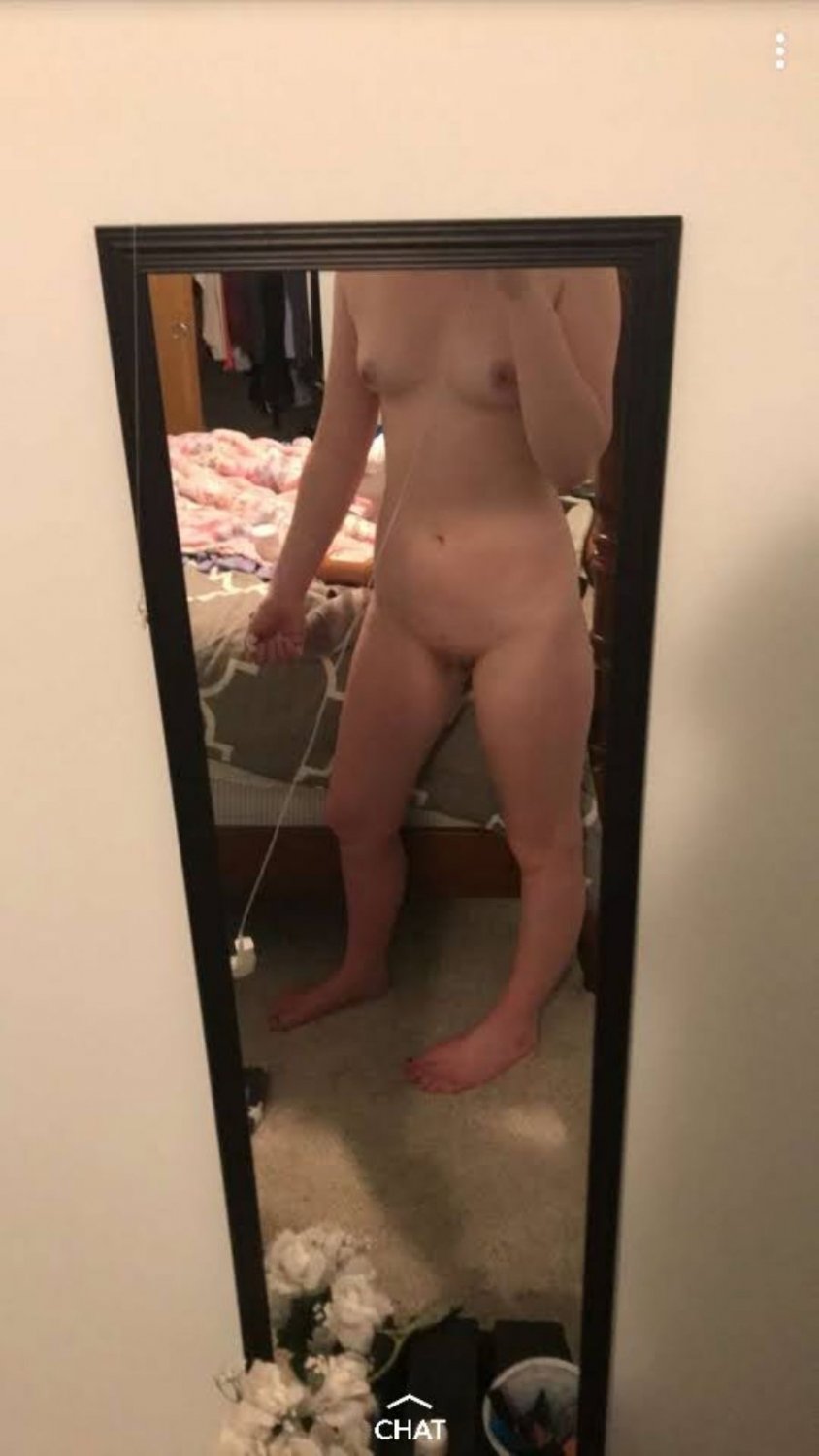 KIK linda puta Rachel, diecinueve años, le encanta follar 4