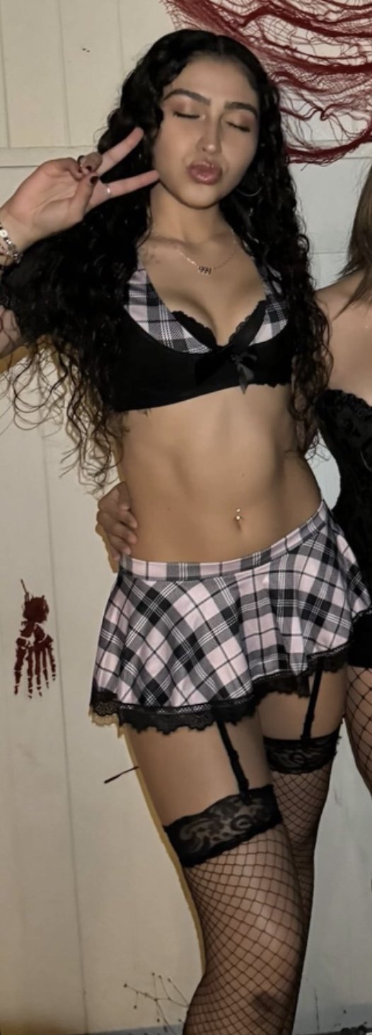 Atrakcyjna latynoska nastolatka 19 Mary 12