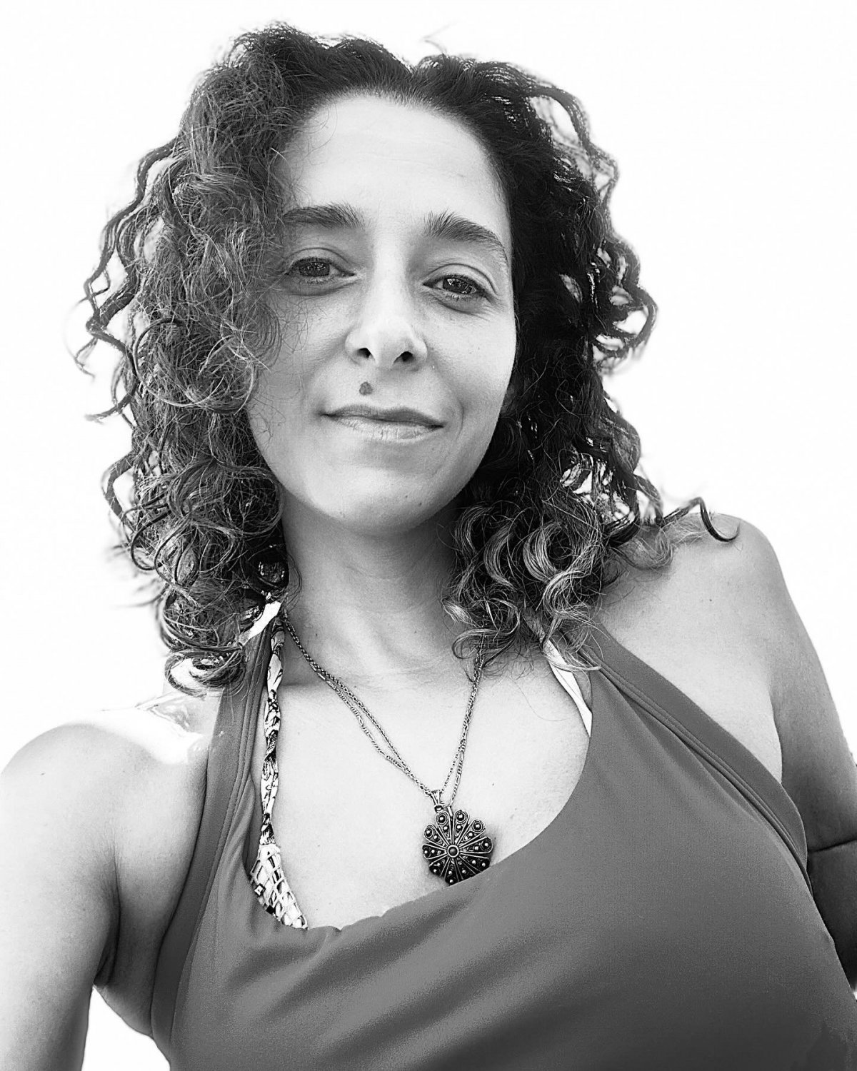 ミルフ・ゴッデス・パメラ・ゲッツ・ノーティー・ビハインド・クローズド・ドアーズ 6