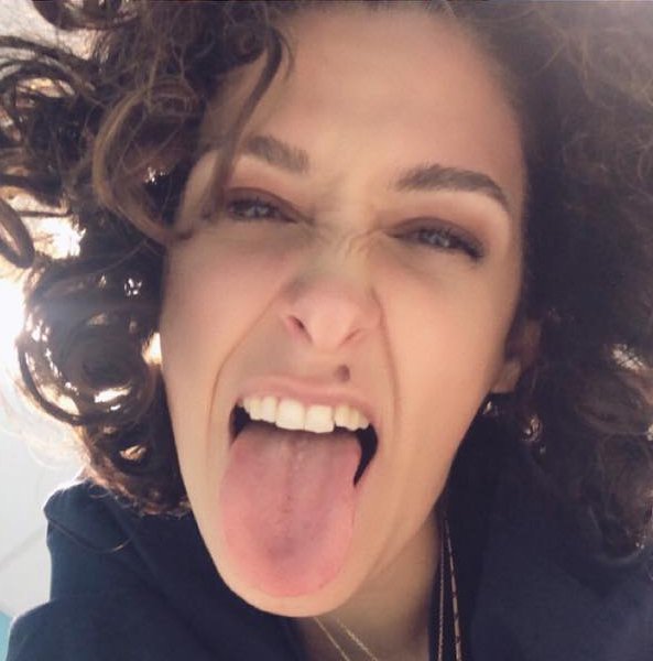 ミルフ・ゴッデス・パメラ・ゲッツ・ノーティー・ビハインド・クローズド・ドアーズ 12