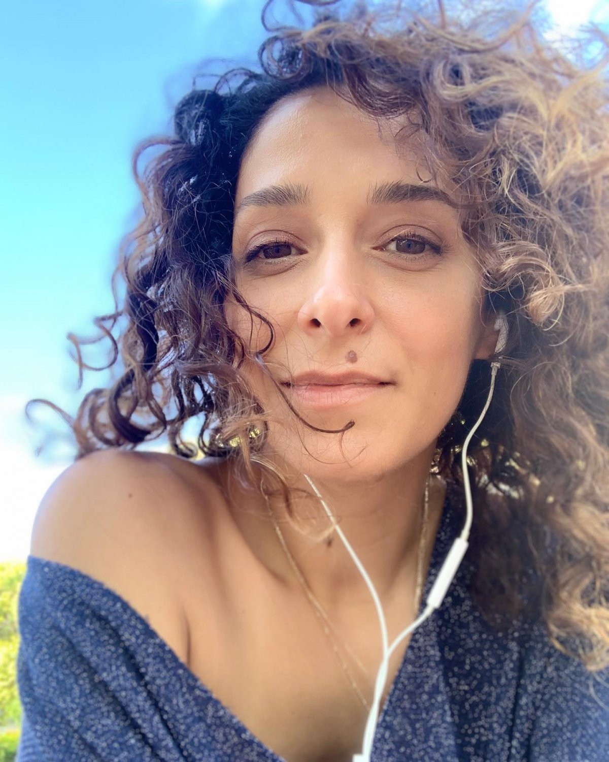 ミルフ・ゴッデス・パメラ・ゲッツ・ノーティー・ビハインド・クローズド・ドアーズ 15