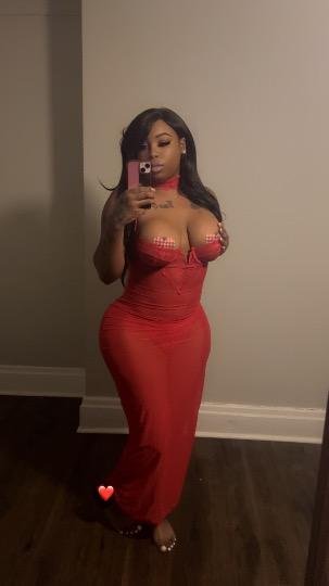 DamnSkyla's Ebony Booty Tastes As Good As It Looks 18