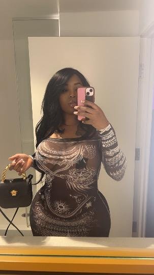 DamnSkyla's Ebony Booty Tastes As Good As It Looks 29