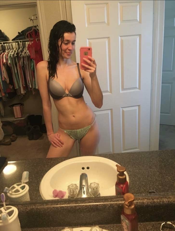 Famous Webslut Leaked And Begging For More Attention 10