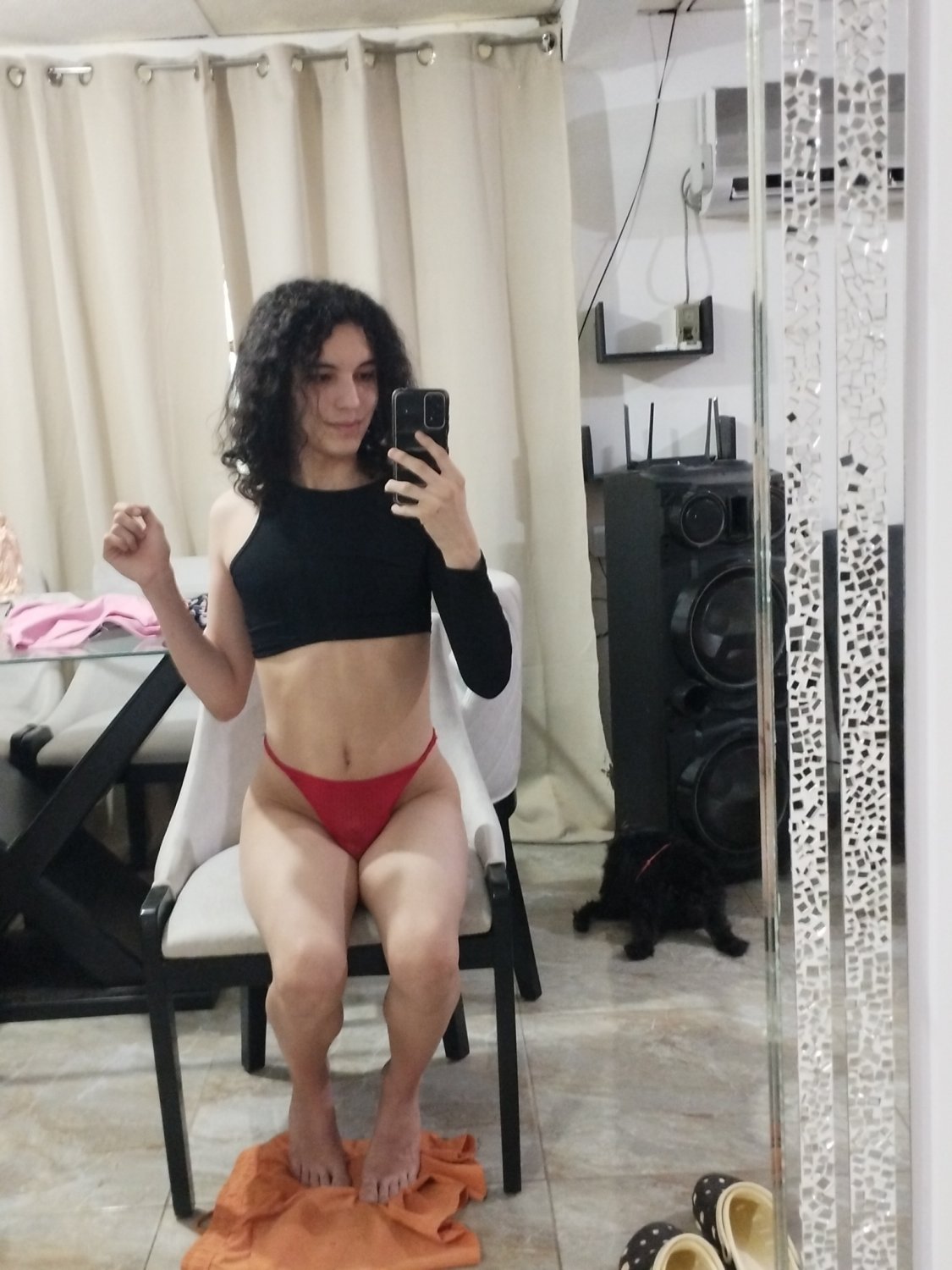 スラッティー・ベイブ・ウォンツ・ユー・トゥ・ショブ・イット・ディープ・イン・ハー・アス 1