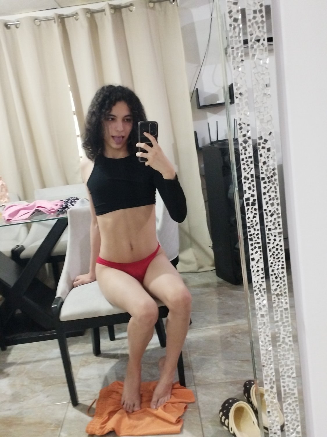 スラッティー・ベイブ・ウォンツ・ユー・トゥ・ショブ・イット・ディープ・イン・ハー・アス 3